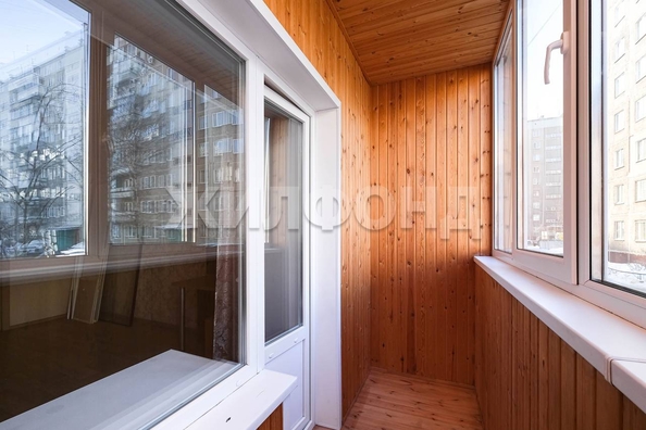 
  Продается 3-комн. квартира, 63.7 м², Новосибирская ул, д. 12
. Фото 16.