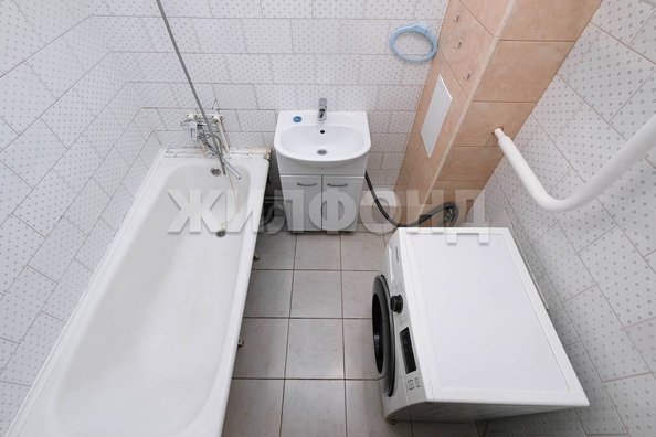 
  Продается 3-комн. квартира, 63.7 м², Новосибирская ул, д. 12
. Фото 28.