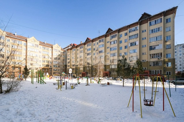 
  Продается 3-комн. квартира, 63.7 м², Новосибирская ул, д. 12
. Фото 34.