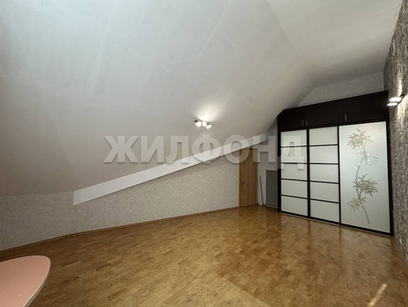 
  Продается 4-комн. квартира, 163.4 м², Зеленый Бор мкр, д. 5
. Фото 2.