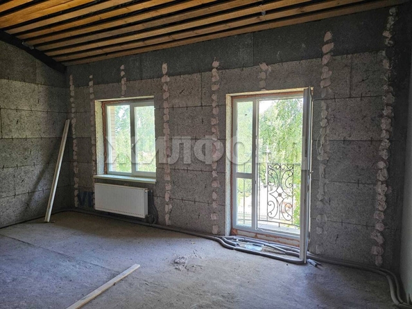 
  Продается 4-комн. квартира, 120.7 м², Ключевой мкр. Спортивная ул, д. 350
. Фото 3.