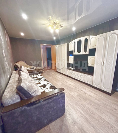 
  Продается 2-комн. квартира, 48.7 м², Селезнева ул, д. 37
. Фото 2.