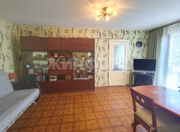 
  Продается 2-комн. квартира, 46 м², Сибирская ул, д. 28
. Фото 4.