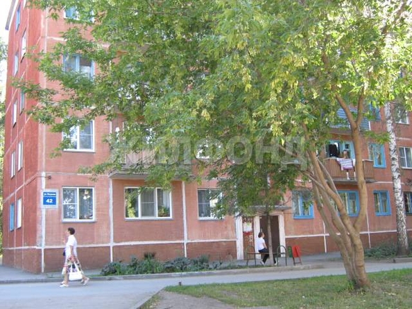 
  Продается 2-комн. квартира, 46.1 м², Петухова ул, д. 42
. Фото 12.