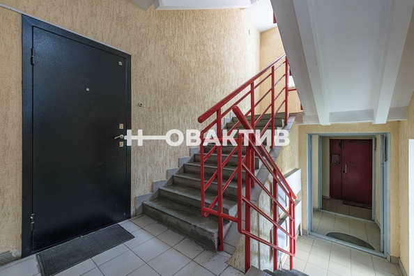 
  Продается 1-комн. квартира, 33.7 м², Большая ул, д. 654
. Фото 12.