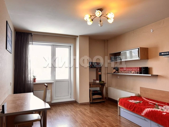 
  Продается 3-комн. квартира, 76.9 м², Петухова ул, д. 99/2
. Фото 3.