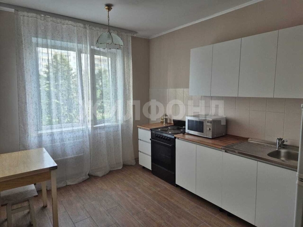 
  Сдается 2-комн. квартира, 63 м², Демакова ул, д. 6
. Фото 6.