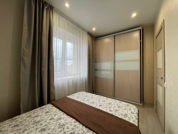 
  Сдается посуточно 1-комн. квартира, 40 м², Фабричная ул, д. 22
. Фото 3.