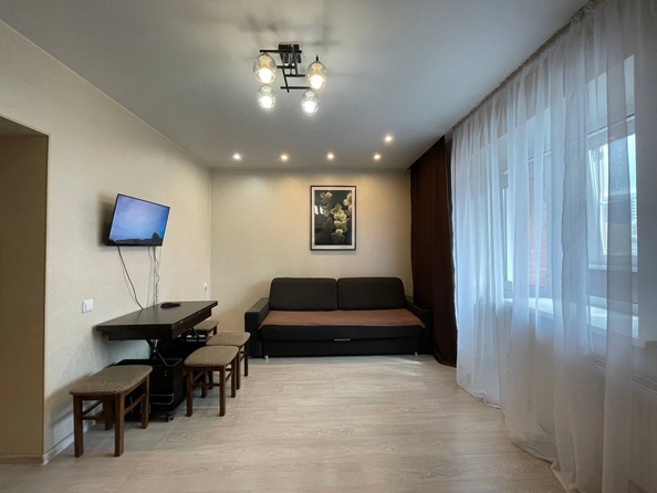 
  Сдается посуточно 1-комн. квартира, 40 м², Фабричная ул, д. 22
. Фото 7.