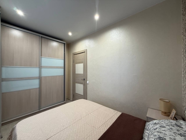 
  Сдается посуточно 1-комн. квартира, 40 м², Фабричная ул, д. 22
. Фото 4.