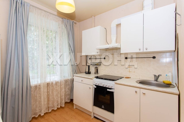 
  Продается 1-комн. квартира, 30.8 м², Дуси Ковальчук ул, д. 183Б
. Фото 6.