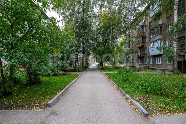 
  Продается 1-комн. квартира, 30.8 м², Дуси Ковальчук ул, д. 183Б
. Фото 2.