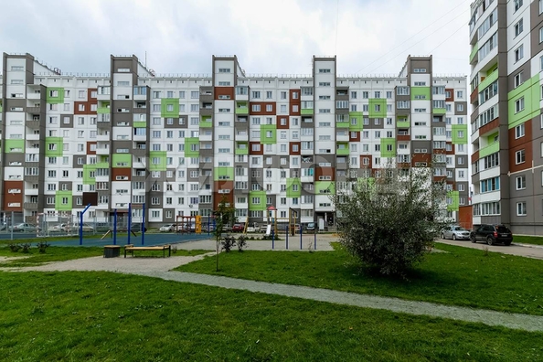 
  Продается 1-комн. квартира, 32.6 м², Титова ул, д. 276
. Фото 3.