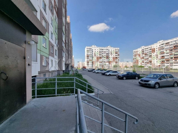 
  Продается 1-комн. квартира, 32.6 м², Титова ул, д. 276
. Фото 9.