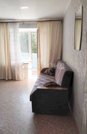 
  Продается 1-комн. квартира, 42.2 м², Кошурникова ул, д. 10
. Фото 5.