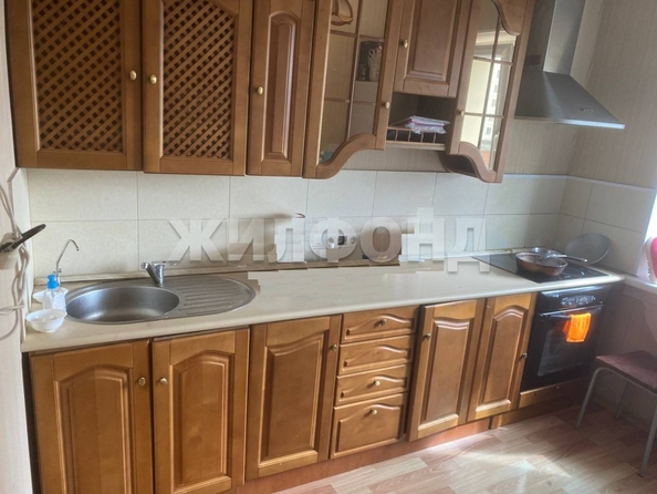 
  Продается 2-комн. квартира, 58.1 м², Петухова ул, д. 14/4
. Фото 3.
