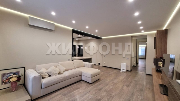 
  Продается 3-комн. квартира, 93 м², Кедровая ул, д. 49
. Фото 10.