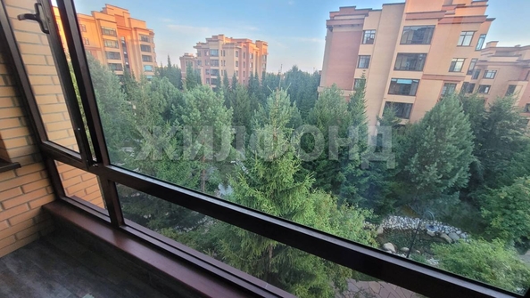 
  Продается 3-комн. квартира, 93 м², Кедровая ул, д. 49
. Фото 20.