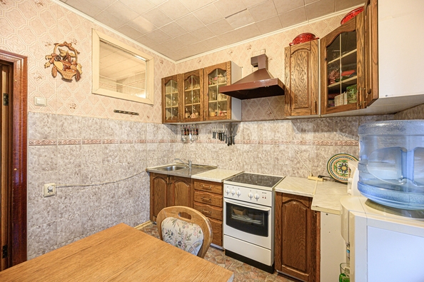 
  Сдается 3-комн. квартира, 87 м², Революции ул, д. 28
. Фото 18.