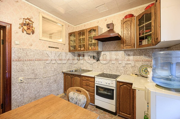 
  Сдается 3-комн. квартира, 87 м², Революции ул, д. 28
. Фото 18.