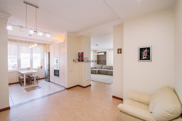 
  Продается 3-комн. квартира, 130 м², Коммунистическая ул, д. 77
. Фото 11.