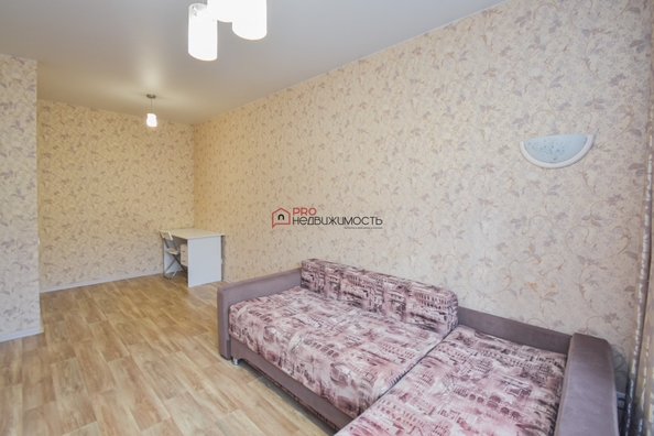 
  Продается 1-комн. квартира, 34.9 м², Радужный мкр, д. 6
. Фото 3.