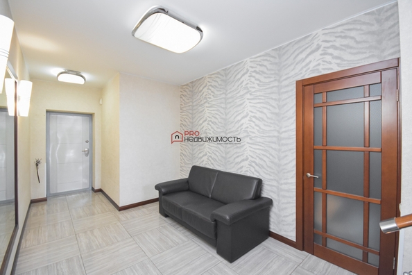 
  Продается дом, 260 м², Новосибирск
. Фото 2.