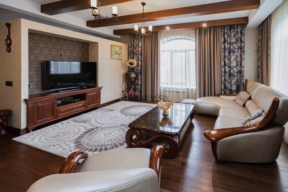 
  Продается дом, 290 м², село Ленинское
. Фото 1.
