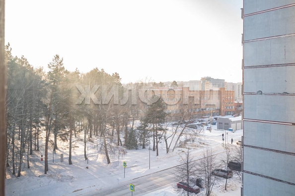 
  Продается 2-комн. квартира, 51.2 м², Поселок Кольцово, д. 28
. Фото 7.
