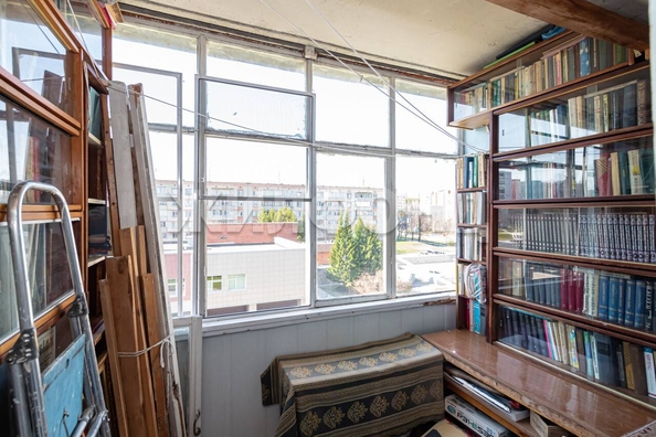 
  Продается 3-комн. квартира, 63.9 м², Поселок Кольцово, д. 12
. Фото 4.
