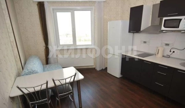 
  Сдается 1-комн. квартира, 46 м², Фрунзе ул, д. 226
. Фото 4.