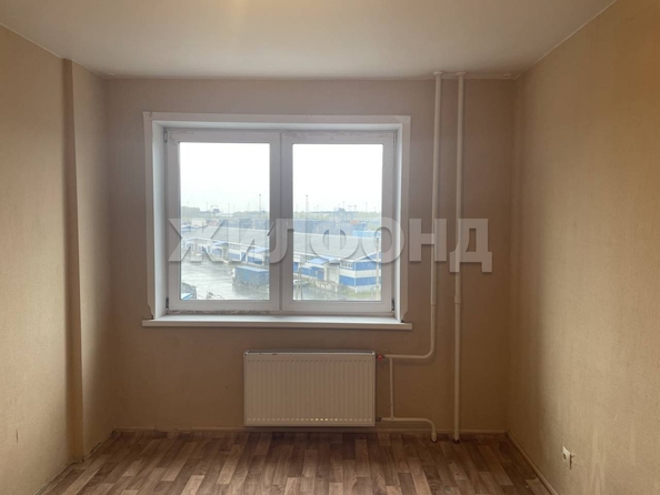 
  Продается 1-комн. квартира, 33.3 м², Ивана Севастьянова ул, д. 9
. Фото 2.
