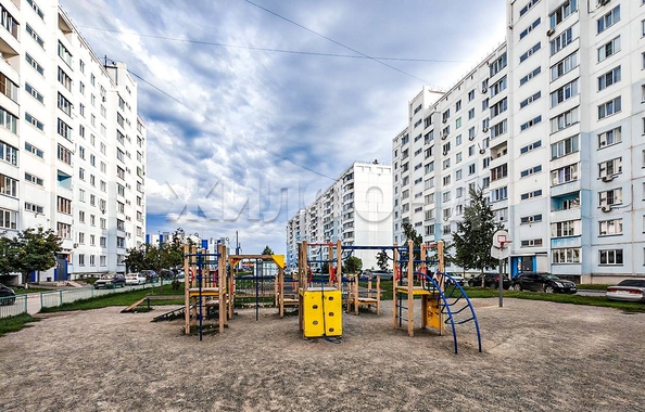 
  Продается 2-комн. квартира, 55.8 м², Спортивная ул, д. 9/1
. Фото 4.