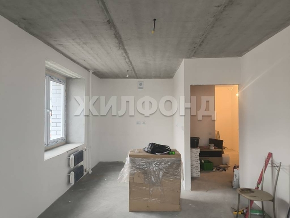 
  Продается 2-комн. квартира, 42.5 м², 3-й микрорайон, д. 20
. Фото 1.