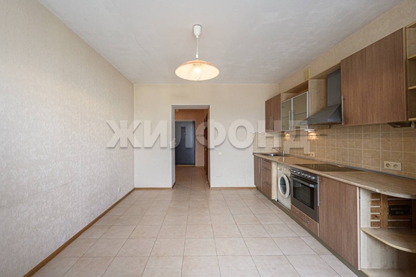
  Продается 2-комн. квартира, 70.3 м², Орджоникидзе ул, д. 30
. Фото 5.