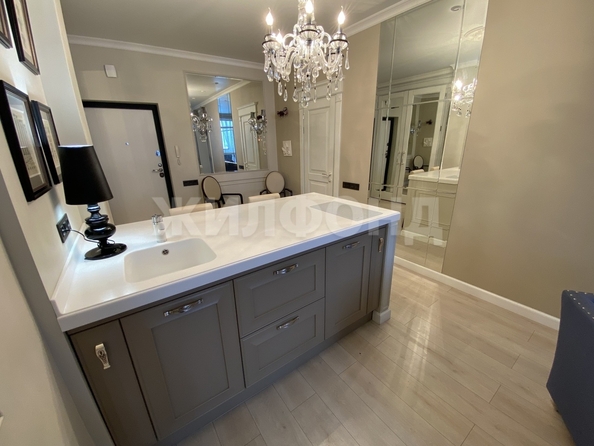 
  Сдается 2-комн. квартира, 42 м², Райсовета пл, д. 8
. Фото 5.