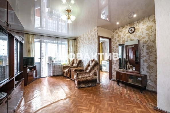 
  Продается 2-комн. квартира, 42.8 м², Красина ул, д. 51
. Фото 8.