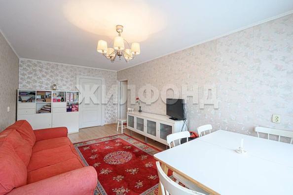 
  Продается 2-комн. квартира, 42.8 м², Бориса Богаткова ул, д. 249
. Фото 4.