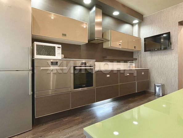 
  Сдается 2-комн. квартира, 85 м², Ермака ул, д. 3
. Фото 4.