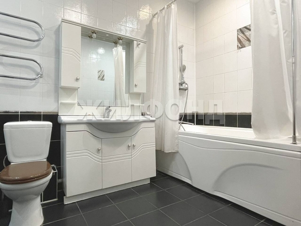 
  Сдается 2-комн. квартира, 85 м², Ермака ул, д. 3
. Фото 18.