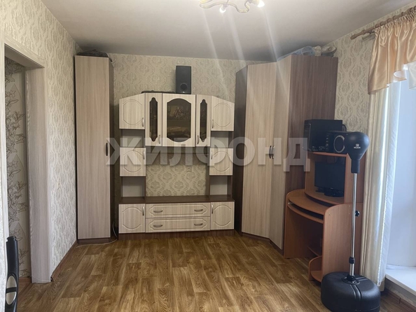 
  Продается 1-комн. квартира, 32.2 м², Петухова ул, д. 6/5
. Фото 3.