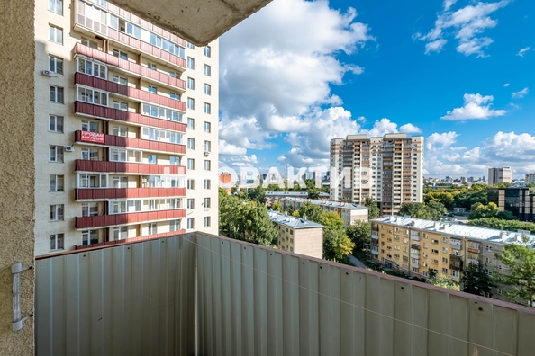 
  Продается 2-комн. квартира, 64.5 м², Галущака ул, д. 15
. Фото 19.