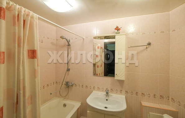 
  Продается 2-комн. квартира, 45.5 м², Кропоткина ул, д. 120
. Фото 11.