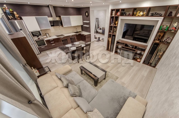 
  Продается 3-комн. квартира, 109.8 м², Толстого ул, д. 5
. Фото 5.