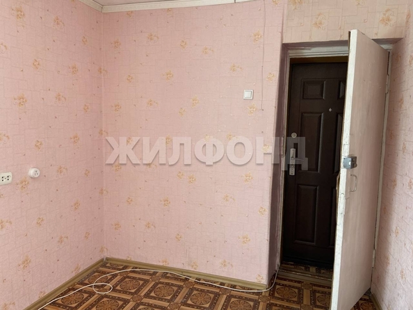 
  Продается комната, 14.2 м², Каменская ул, д. 26
. Фото 7.