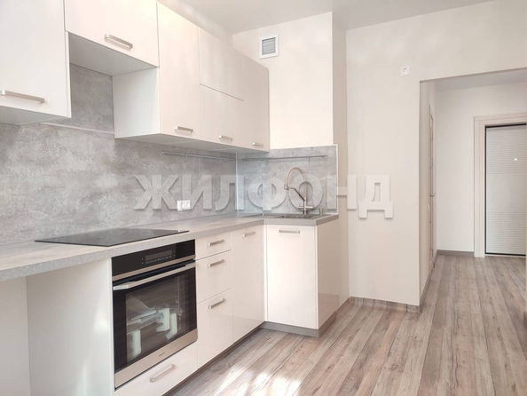 
  Продается 1-комн. квартира, 33.7 м², Галущака ул, д. 15
. Фото 3.