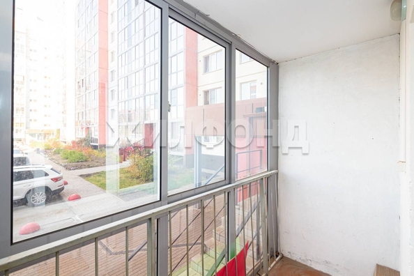 
  Продается 2-комн. квартира, 48.9 м², Петухова ул, д. 160
. Фото 3.