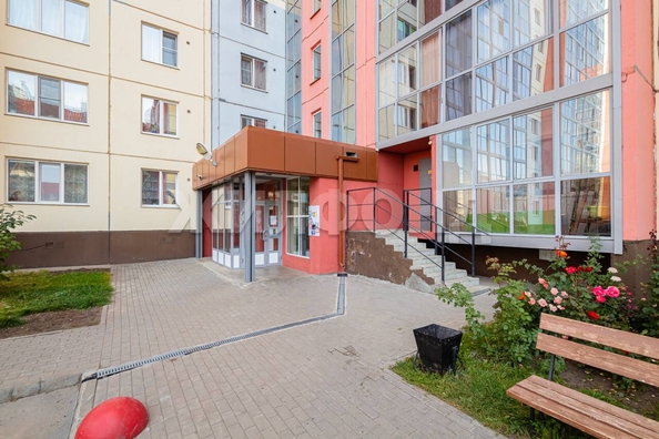 
  Продается 2-комн. квартира, 48.9 м², Петухова ул, д. 160
. Фото 22.