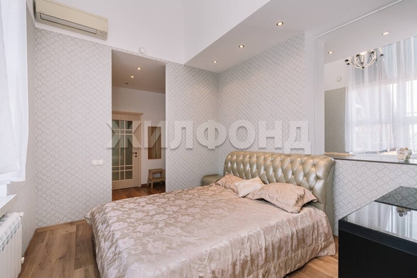 
  Продается 4-комн. квартира, 217.9 м², Галущака ул, д. 9
. Фото 14.