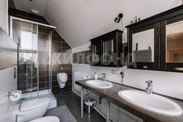 
  Продается 4-комн. квартира, 217.9 м², Галущака ул, д. 9
. Фото 15.